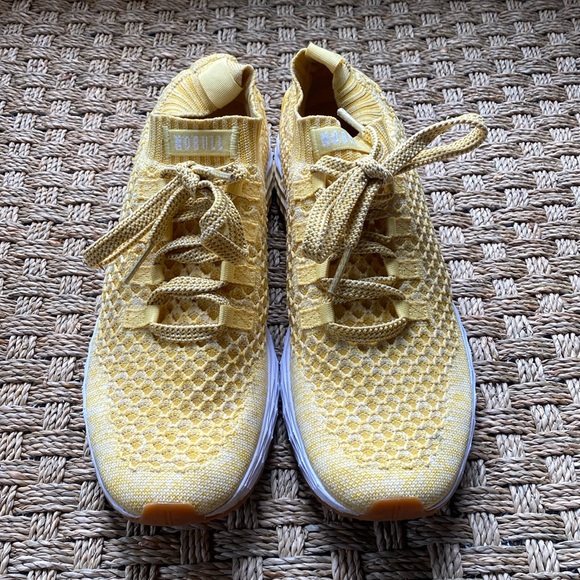 NOBULL All Day Knit Sneaker - Picture 2 of 9